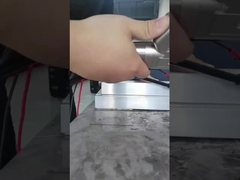 Mesin las laser bermotor tunggal genggam untuk baja / stainless steel dan aluminium