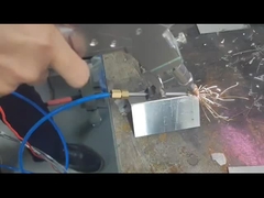 Handheld Single Motor Laser Welding Machine dengan 220v 50Hz / 60Hz Tegangan Masuk Listrik