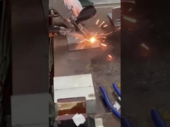 2000W Handheld Single Motor Laser Welding Machine Dengan Kabel Serat Standar 10m