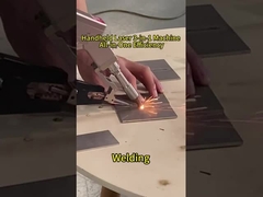 Portable Laser Head 3-in-1 Laser Welding Equipment Mendukung Pengelasan / Pembersihan dan Pemotongan